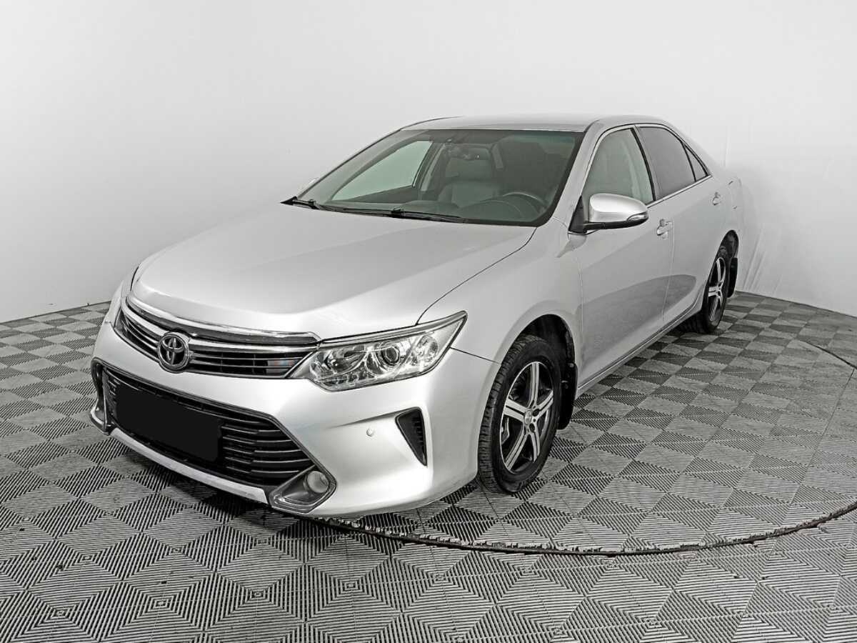 Купить Toyota Camry с пробегом. Фото: #0