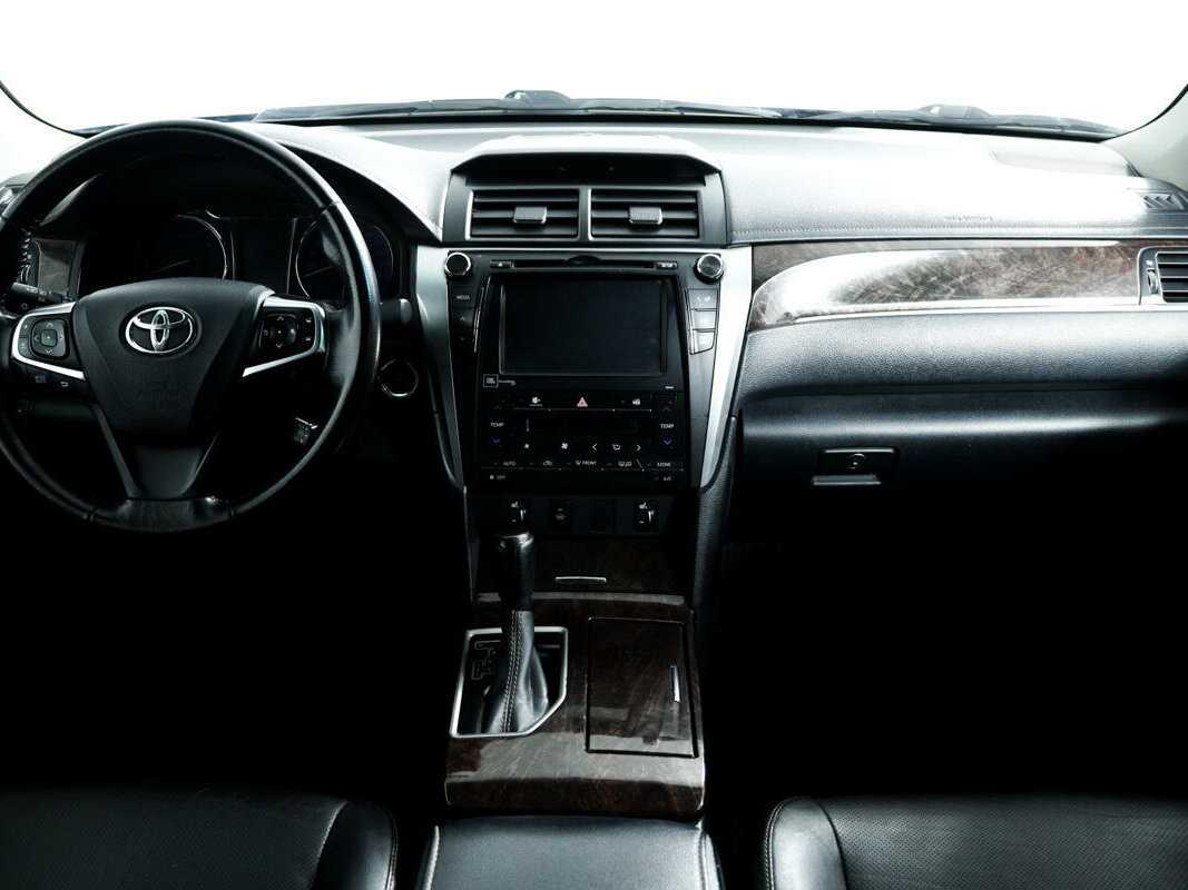 Купить Toyota Camry с пробегом. Фото: #10