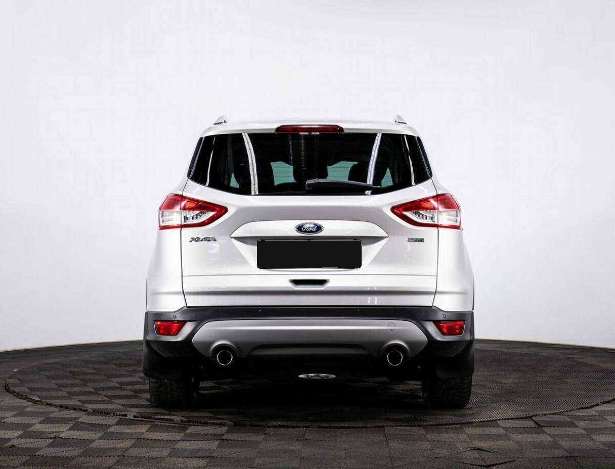 Купить Ford Kuga с пробегом. Фото: #4
