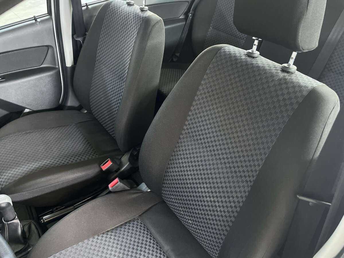 Купить Lada (ВАЗ) Granta с пробегом. Фото: #12