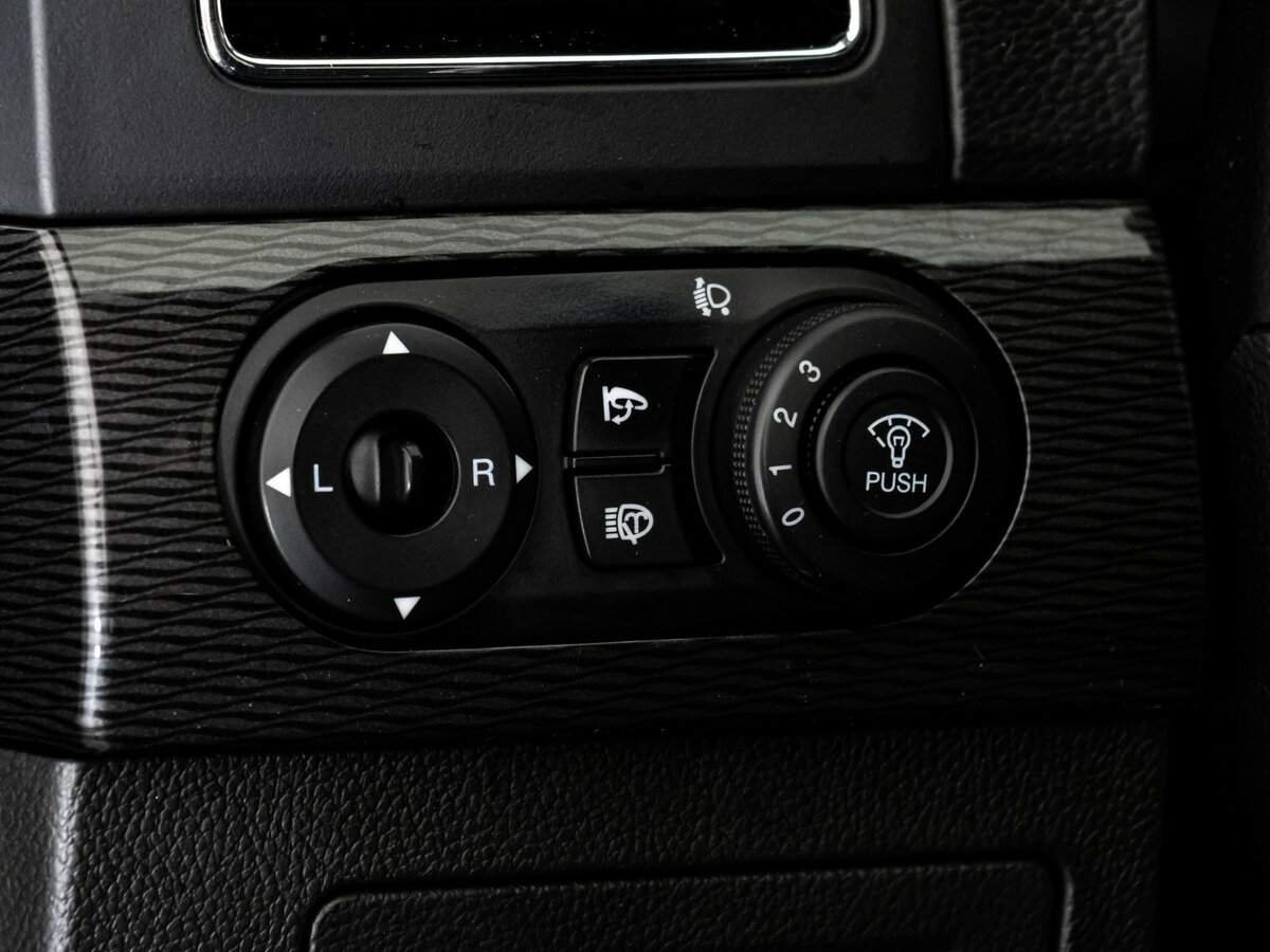 Купить Chevrolet Captiva с пробегом. Фото: #13