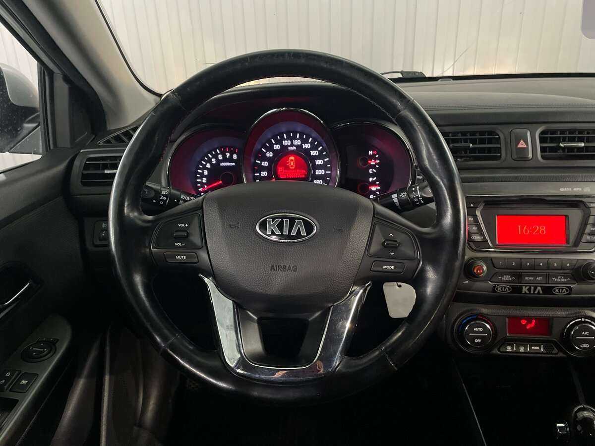 Купить Kia Rio с пробегом. Фото: #9