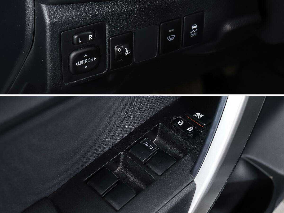 Купить Toyota Corolla с пробегом. Фото: #14