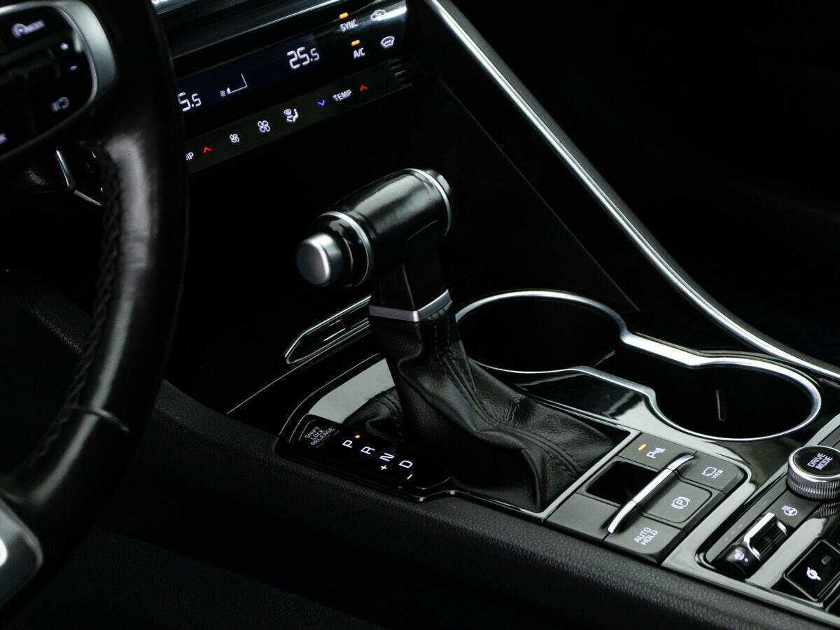 Купить Kia K5 с пробегом. Фото: #16