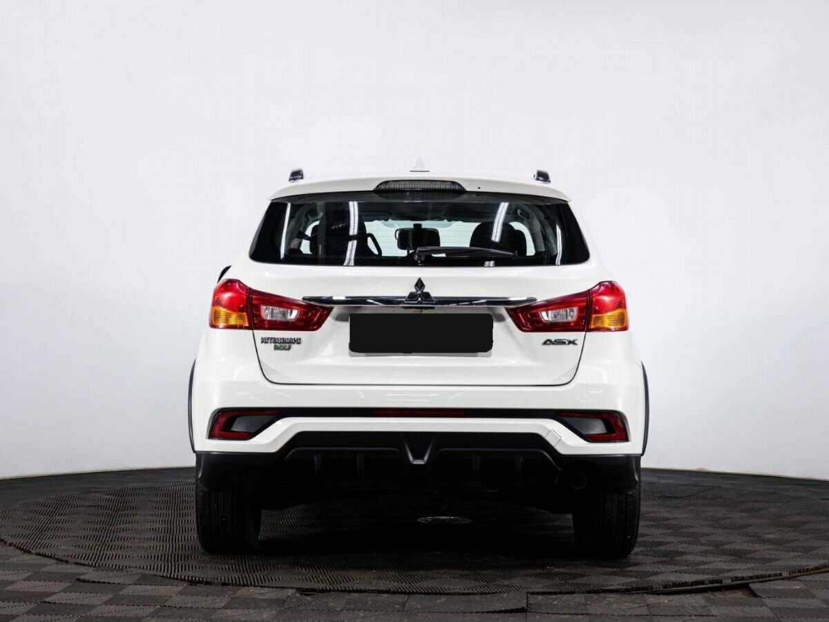 Купить Mitsubishi ASX с пробегом. Фото: #4