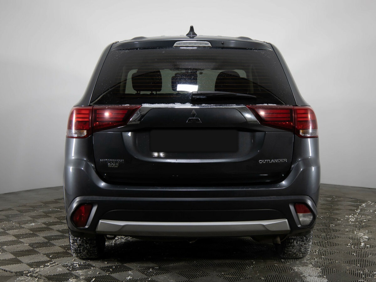 Купить Mitsubishi Outlander с пробегом. Фото: #4
