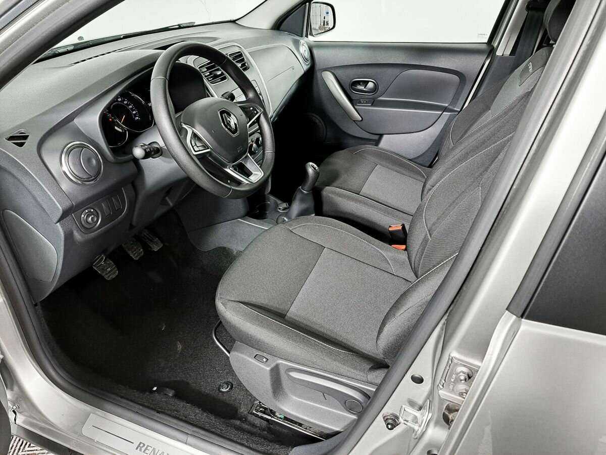 Купить Renault Sandero с пробегом. Фото: #13