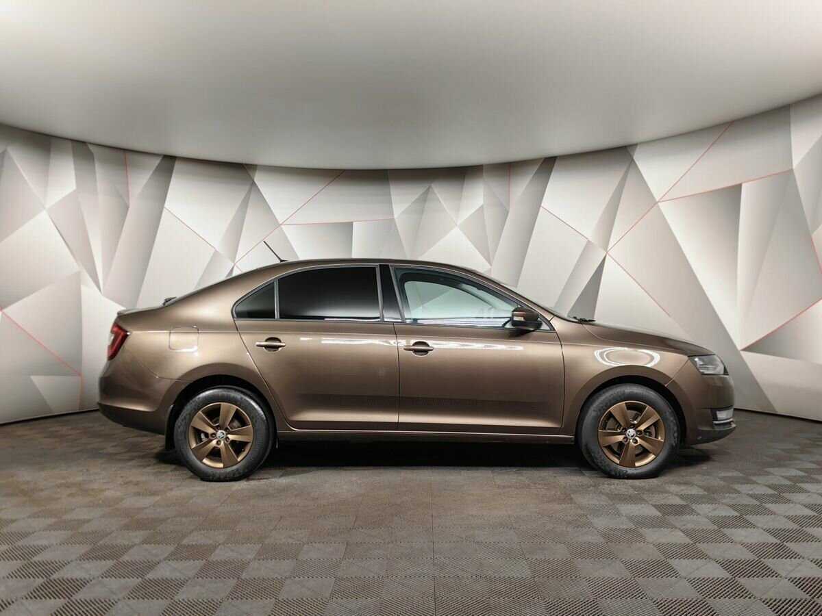 Купить Skoda Rapid с пробегом. Фото: #5