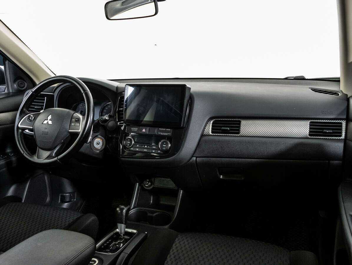 Купить Mitsubishi Outlander с пробегом. Фото: #6