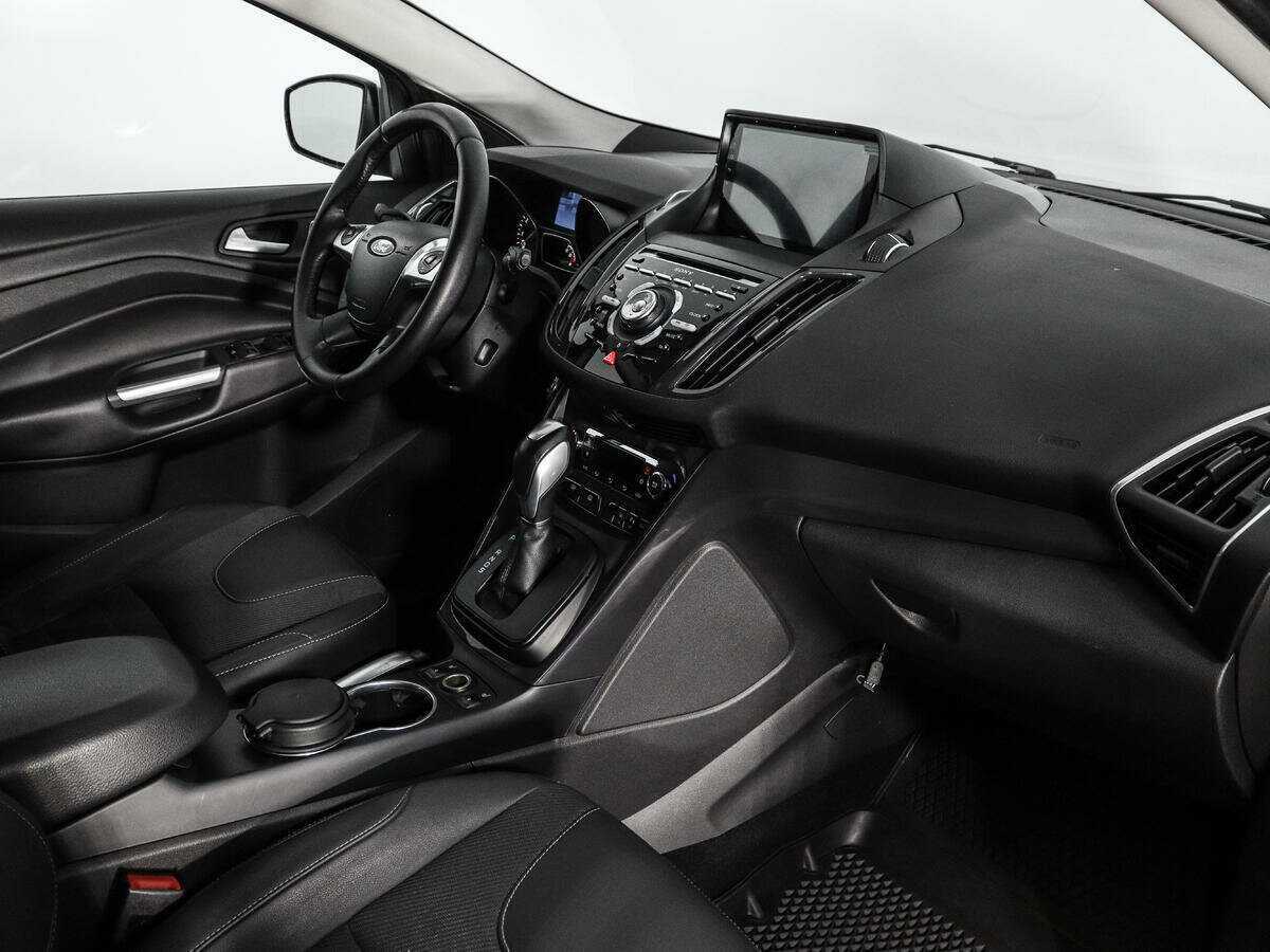 Купить Ford Kuga с пробегом. Фото: #13