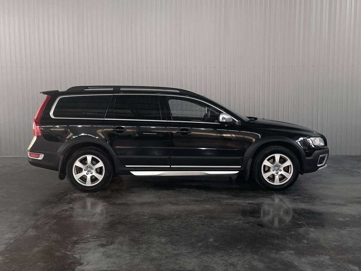 Купить Volvo XC70 с пробегом. Фото: #3