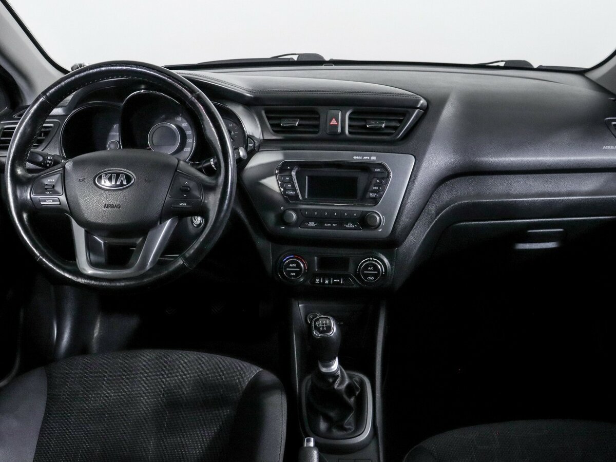 Купить Kia Rio с пробегом. Фото: #9