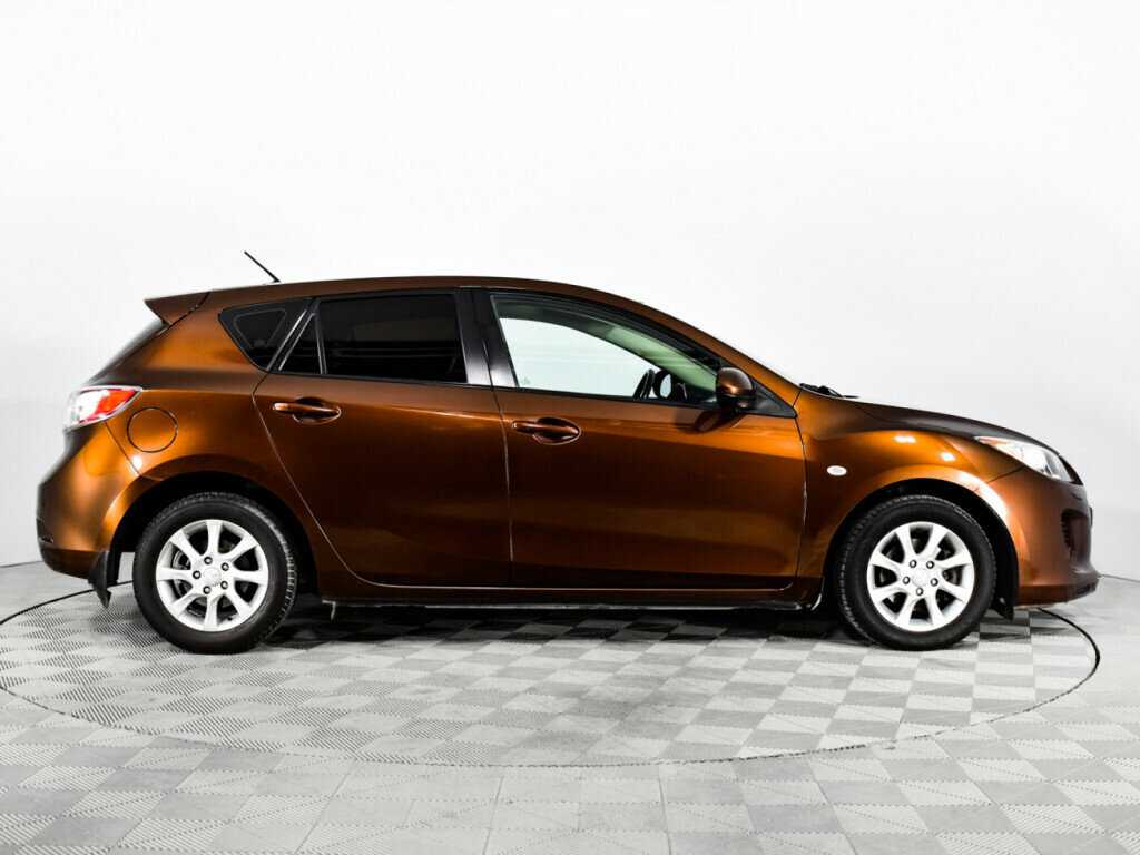 Купить Mazda 3 с пробегом. Фото: #3