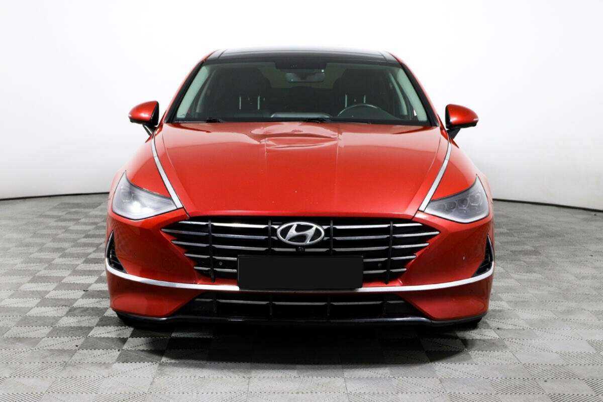 Купить Hyundai Sonata с пробегом. Фото: #1