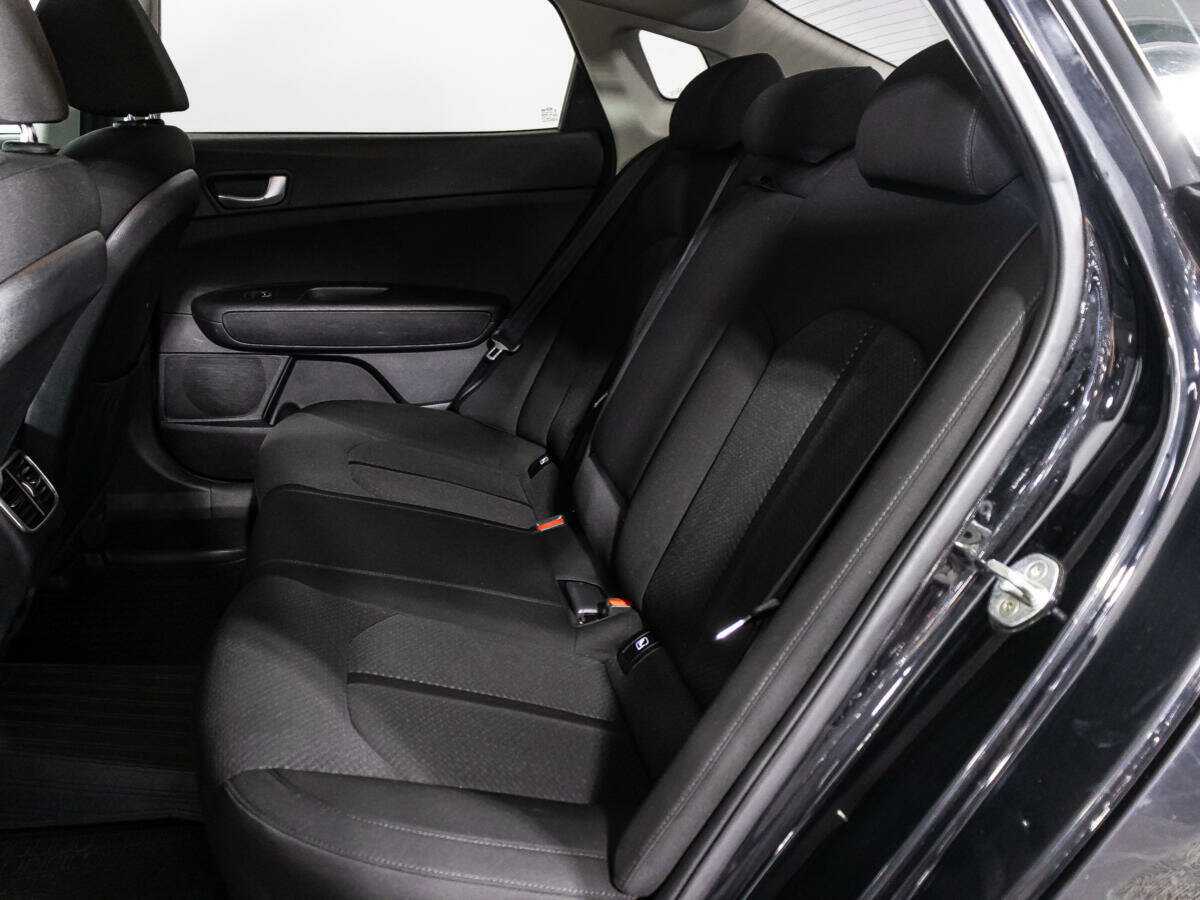 Купить Kia Optima с пробегом. Фото: #9