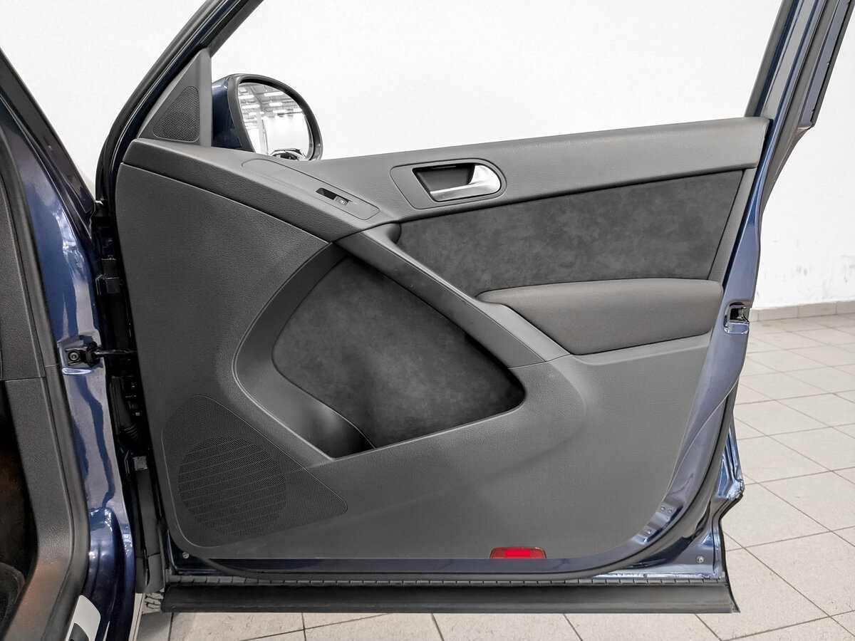 Купить Volkswagen Tiguan с пробегом. Фото: #21