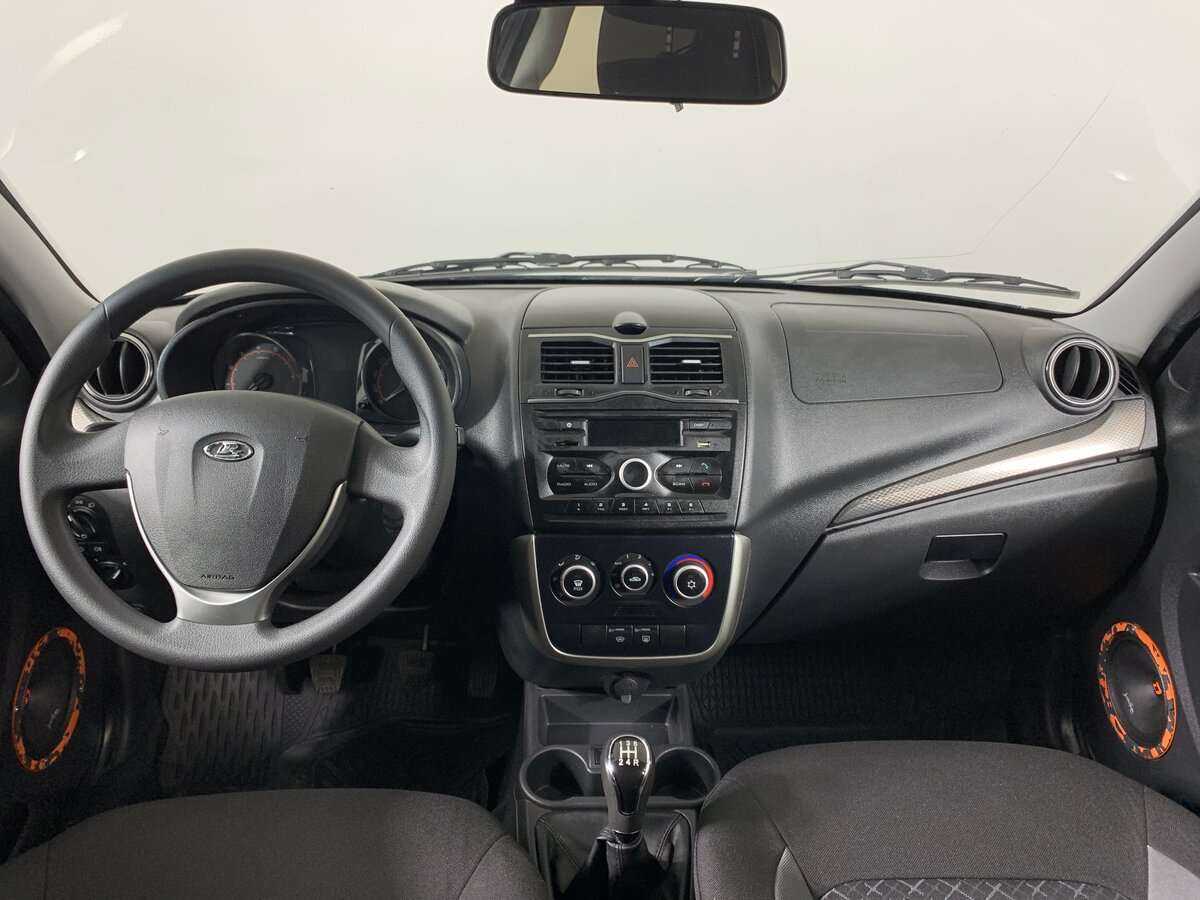 Купить Lada (ВАЗ) Granta с пробегом. Фото: #9