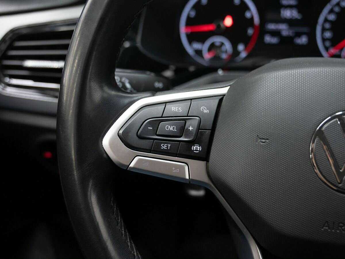 Купить Volkswagen Polo с пробегом. Фото: #22