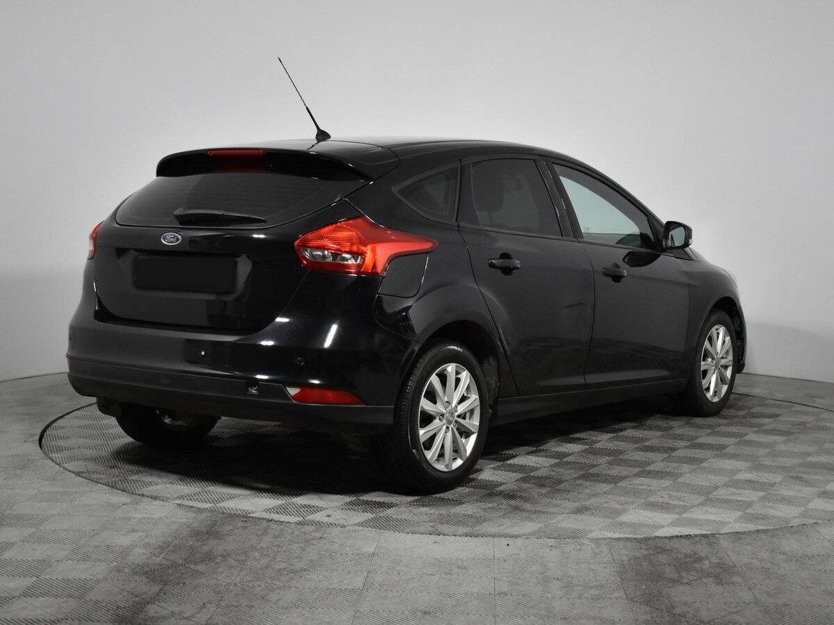 Купить Ford Focus с пробегом. Фото: #4