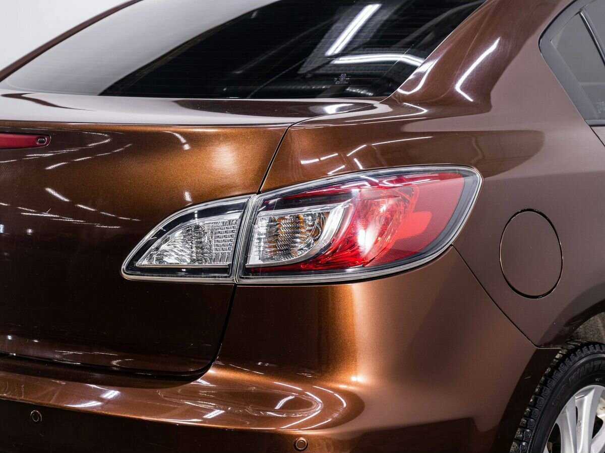 Купить Mazda 3 с пробегом. Фото: #24