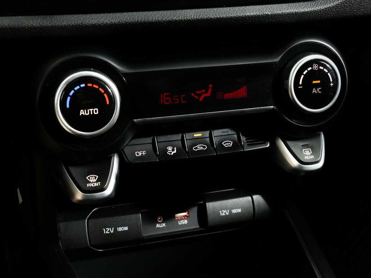 Купить Kia Rio с пробегом. Фото: #14