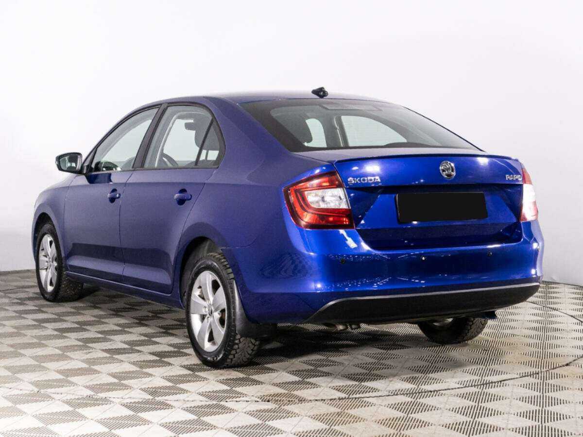 Купить Skoda Rapid с пробегом. Фото: #6