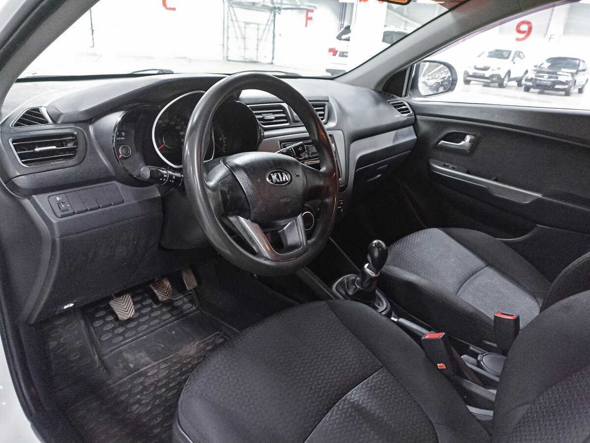 Купить Kia Rio с пробегом. Фото: #15
