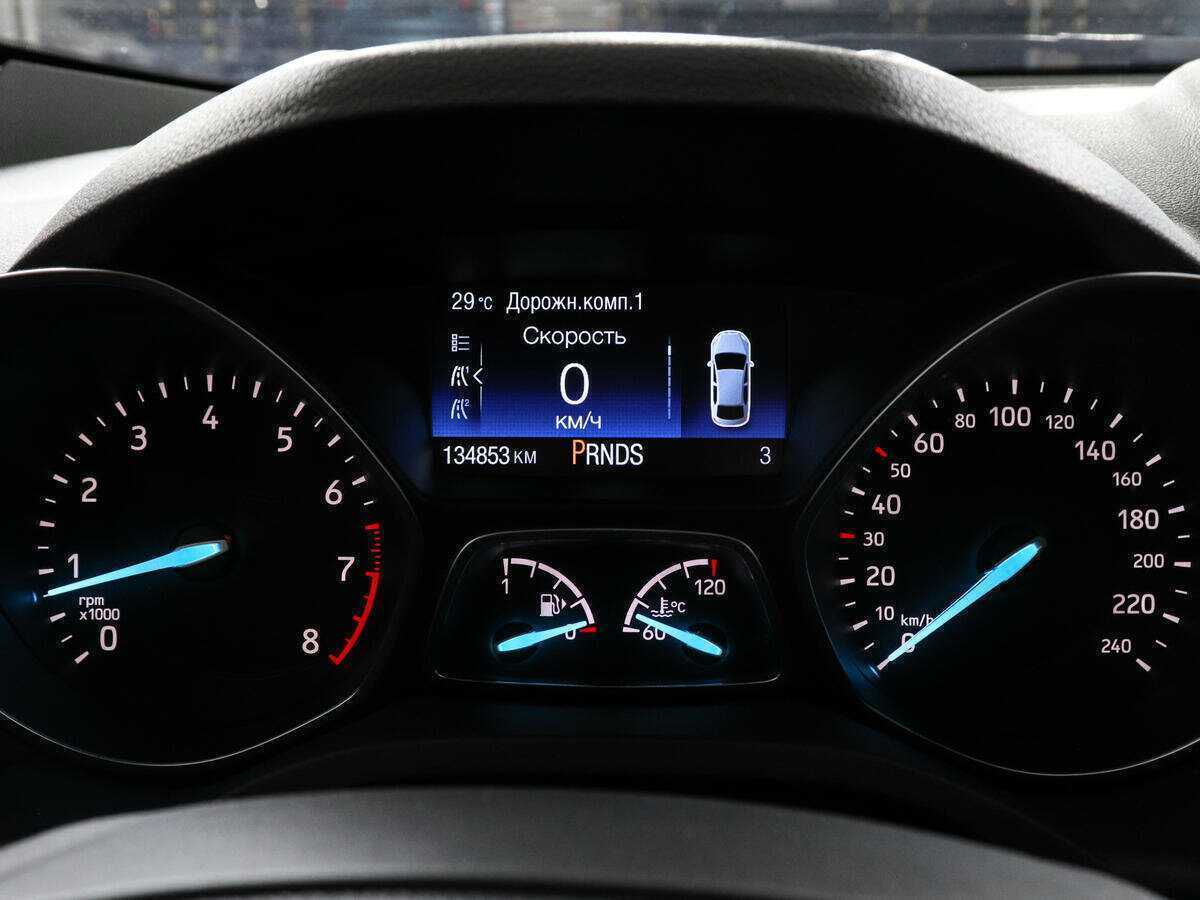 Купить Ford Kuga с пробегом. Фото: #10