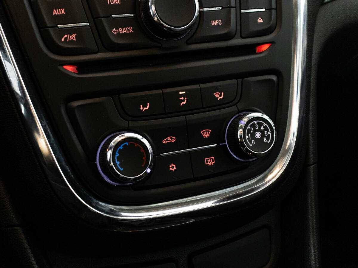 Купить Opel Mokka с пробегом. Фото: #14