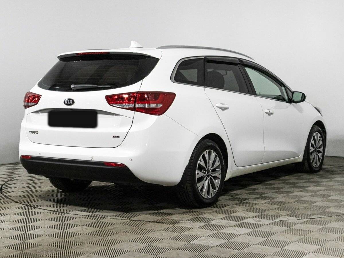 Купить Kia Ceed с пробегом. Фото: #4