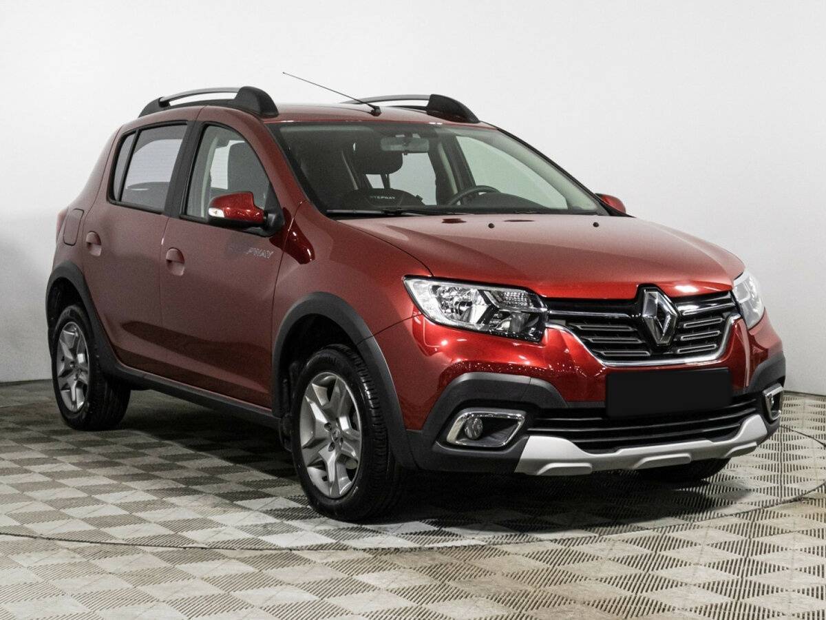 Купить Renault Sandero с пробегом. Фото: #2