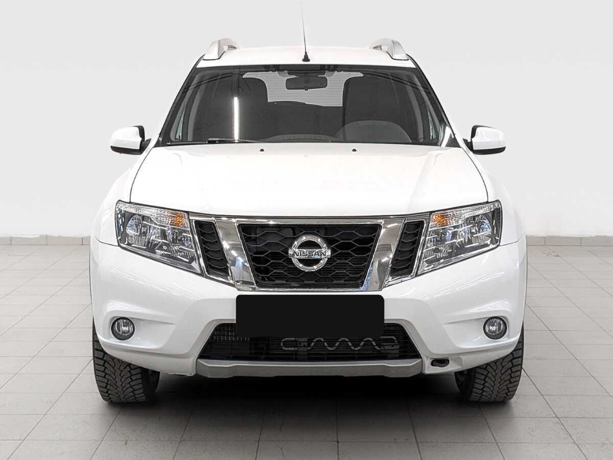 Купить Nissan Terrano с пробегом. Фото: #1