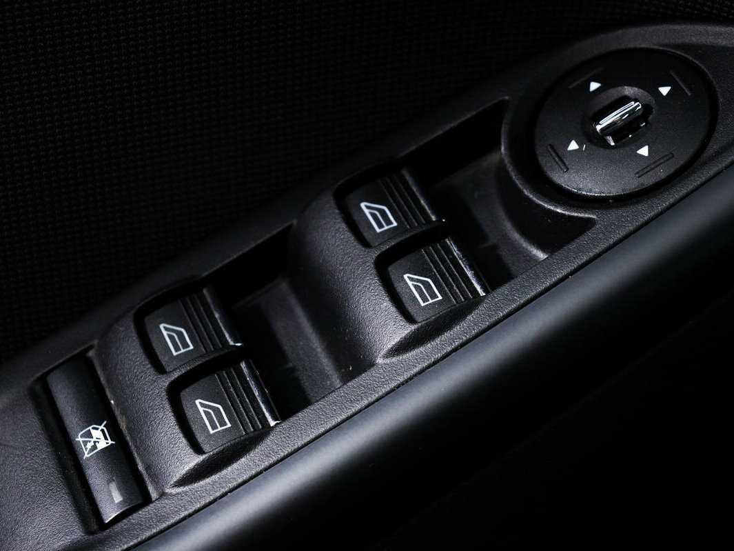 Купить Ford Focus с пробегом. Фото: #14