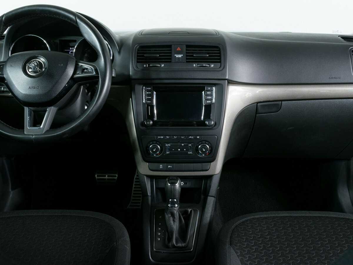 Купить Skoda Yeti с пробегом. Фото: #10