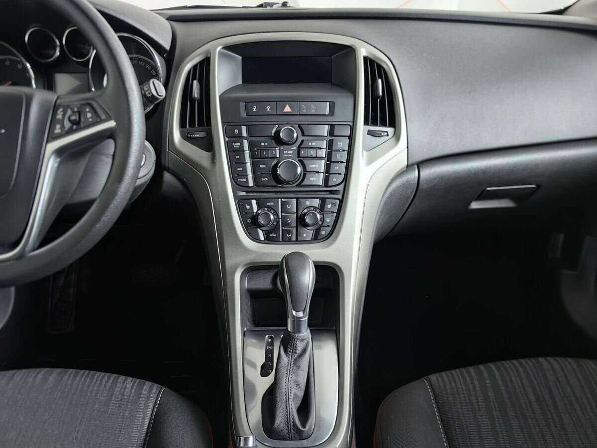 Купить Opel Astra с пробегом. Фото: #8