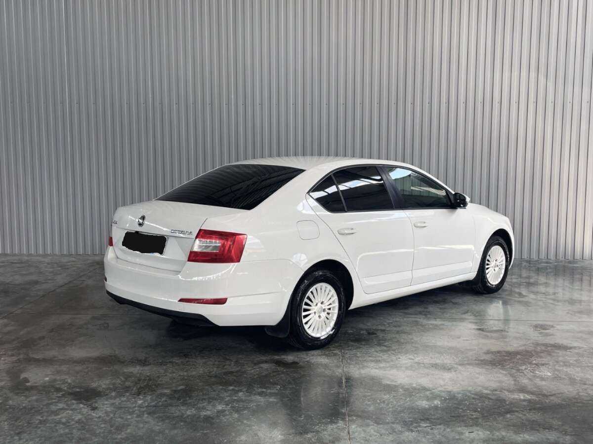 Купить Skoda Octavia с пробегом. Фото: #4