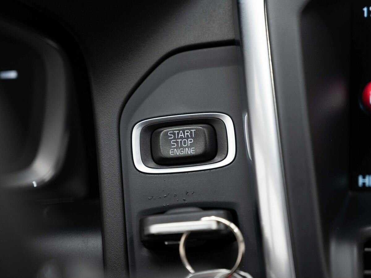 Купить Volvo XC60 с пробегом. Фото: #21