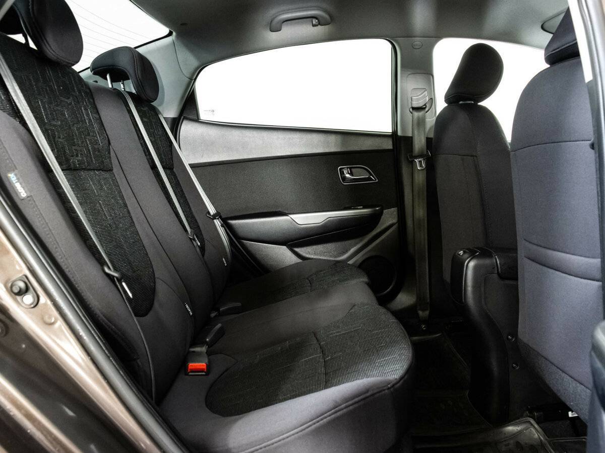 Купить Kia Rio с пробегом. Фото: #16