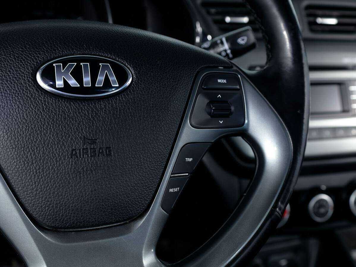 Купить Kia Rio с пробегом. Фото: #17