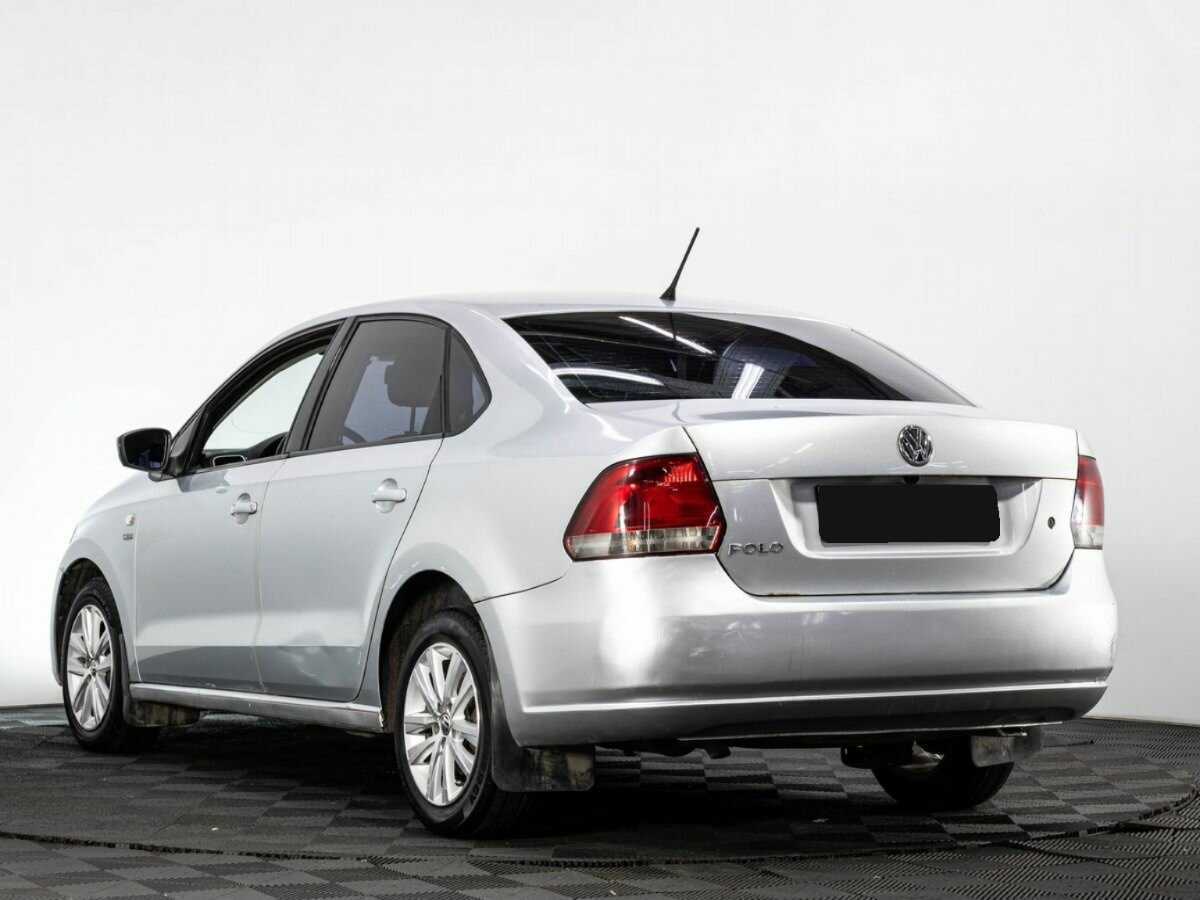 Купить Volkswagen Polo с пробегом. Фото: #4