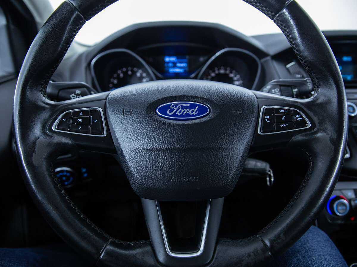 Купить Ford Focus с пробегом. Фото: #12