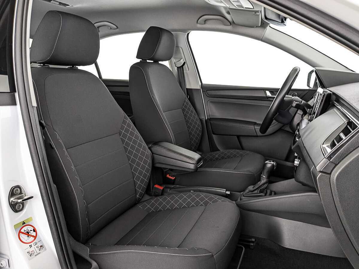 Купить Skoda Rapid с пробегом. Фото: #19