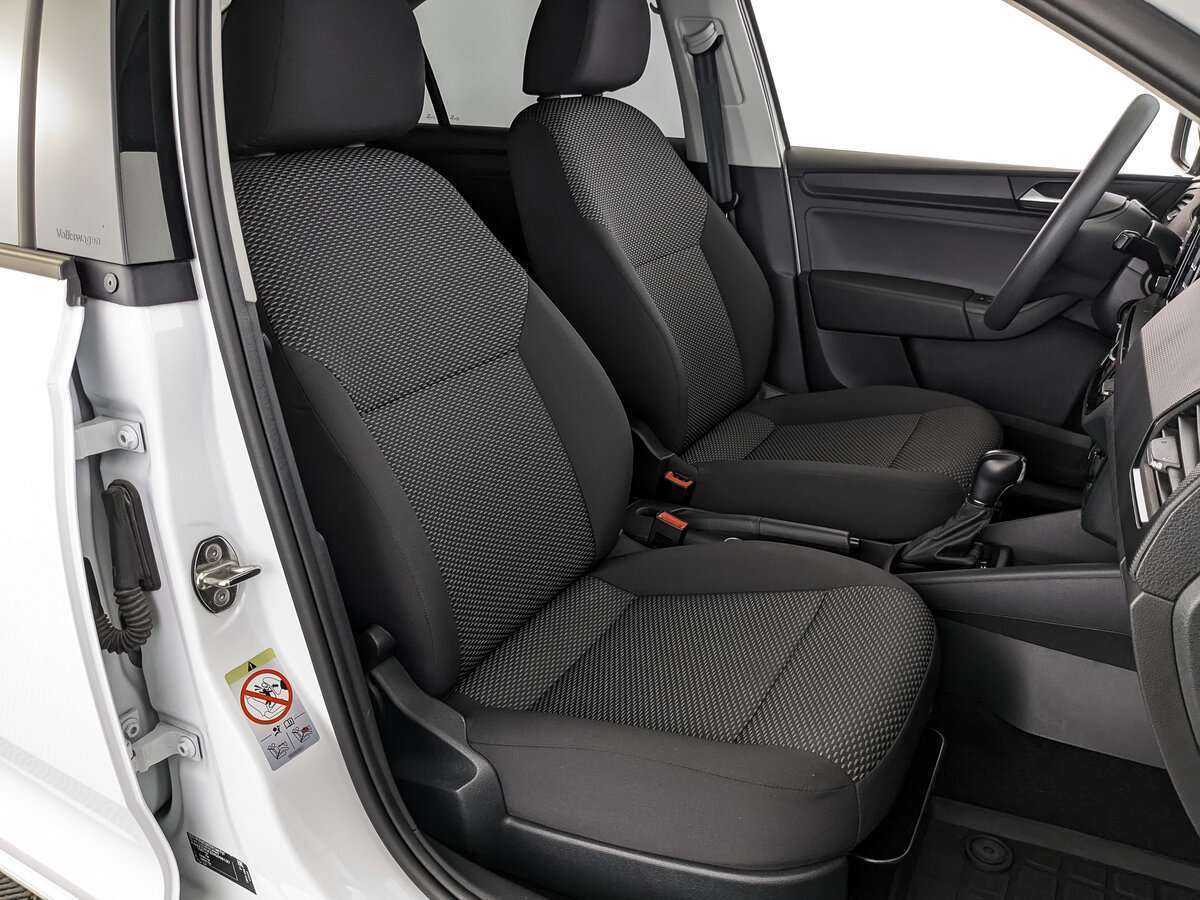 Купить Volkswagen Polo с пробегом. Фото: #17