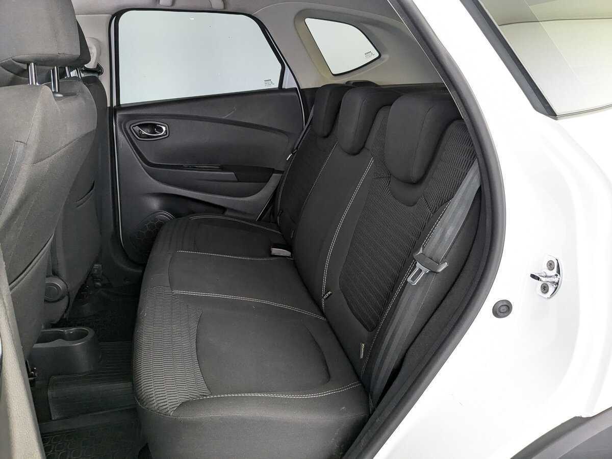 Купить Renault Kaptur с пробегом. Фото: #13