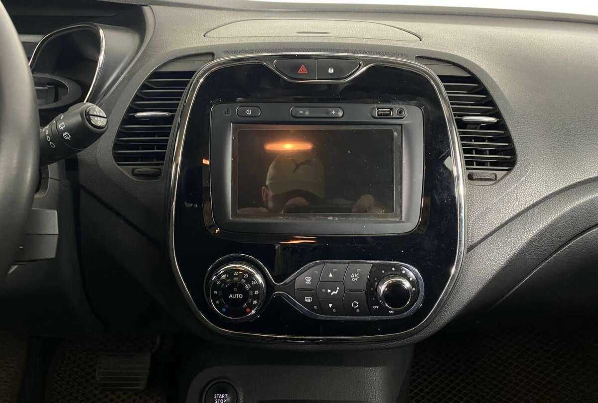 Купить Renault Kaptur с пробегом. Фото: #10