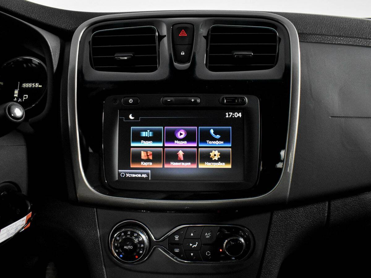 Купить Renault Logan с пробегом. Фото: #13