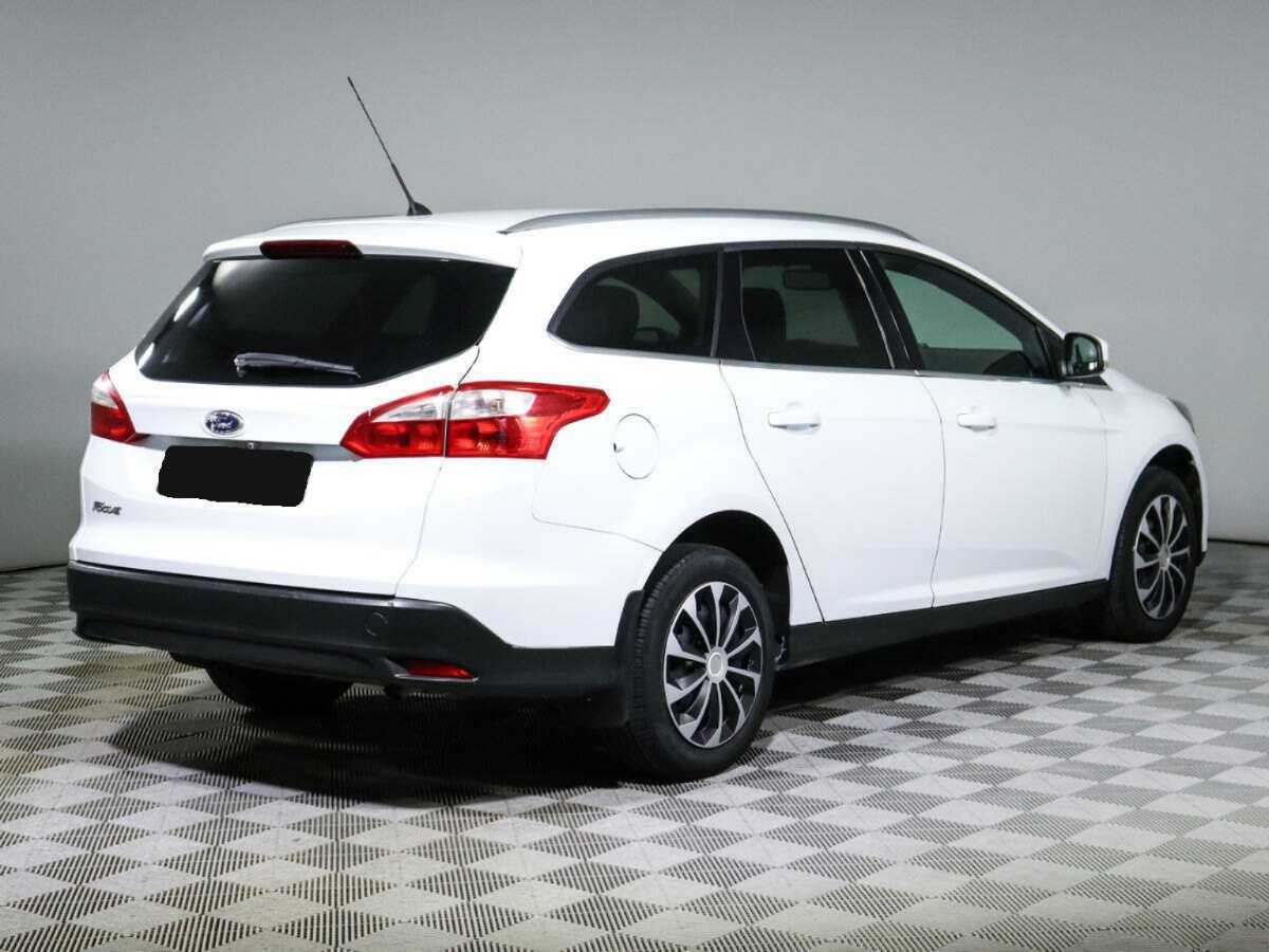 Купить Ford Focus с пробегом. Фото: #4