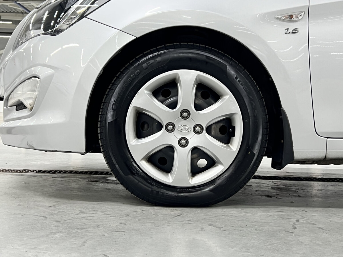 Купить Hyundai Solaris с пробегом. Фото: #16