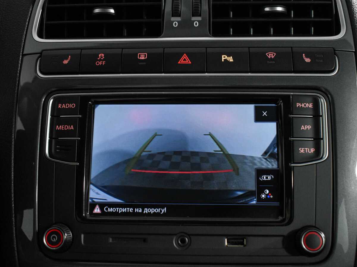 Купить Volkswagen Polo с пробегом. Фото: #16