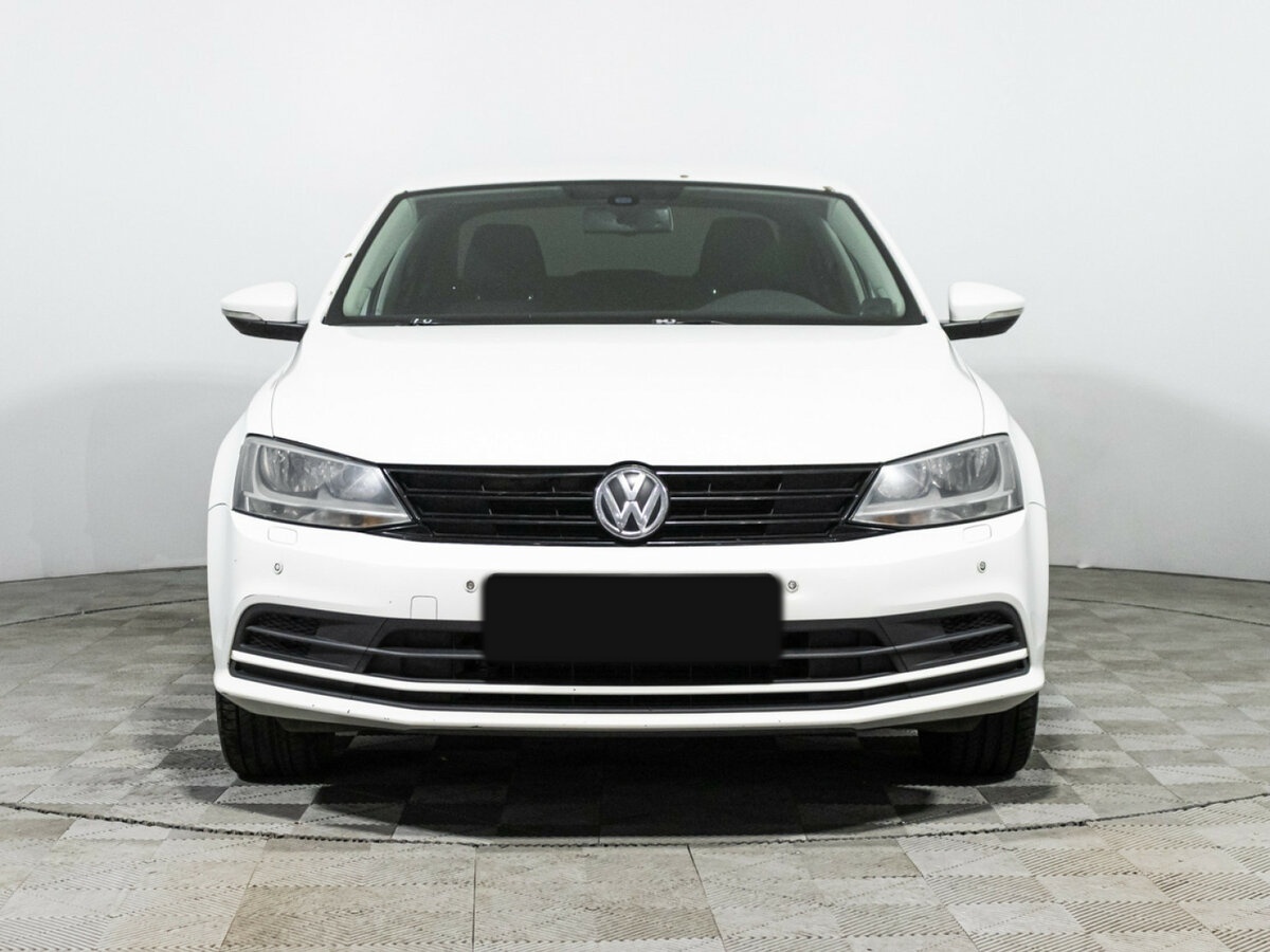 Купить Volkswagen Jetta с пробегом. Фото: #1